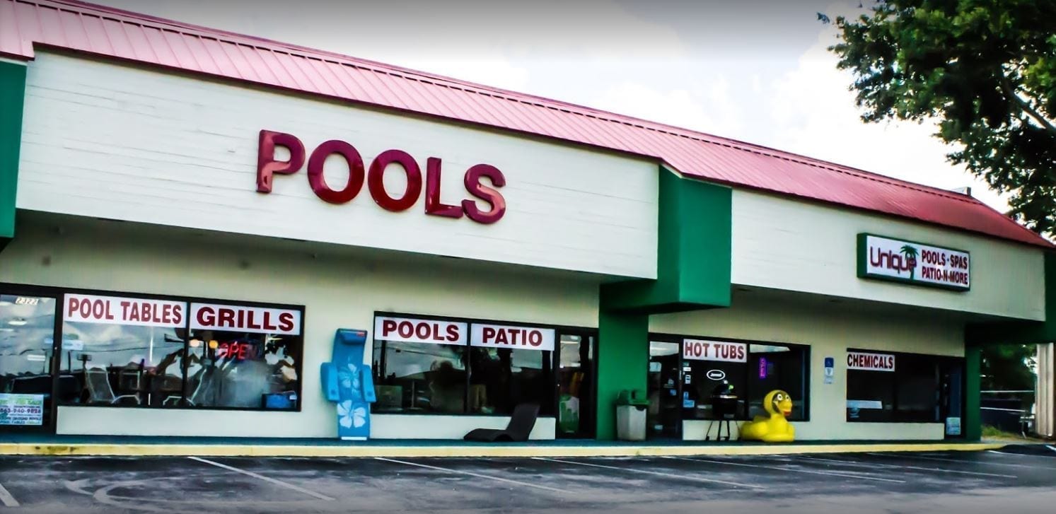 Spice Up Your Backyard with an Above Ground Pool or Jacuzzi Hot Tub